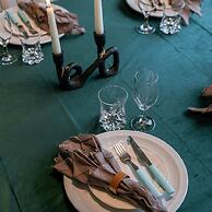 Spacious Getaway Close to the Beach and Airport