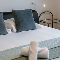 Spacious Getaway Close to the Beach and Airport