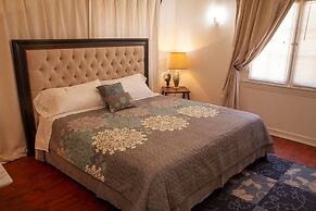 Hidden Weekend Getaway In Noho