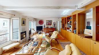 Marais Two Bedroom Haven