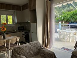 Kamena Home Apartment in Kamena Vourla