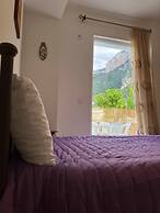 Kamena Home Apartment in Kamena Vourla