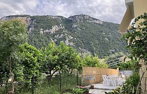 Kamena Home Apartment in Kamena Vourla