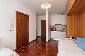 Studio con terrazzo vicino l'università