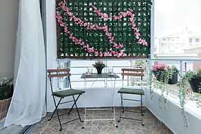 Luxurious 3 Bd Modern Apt in Dafni