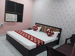 Baba Paying Guest House