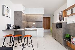 Cracow Apartment by Renters Prestige