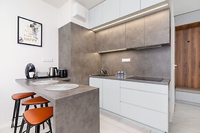 Cracow Apartment by Renters Prestige