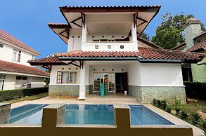 Villa ChavaMinerva Aries Ciater with Private Pool