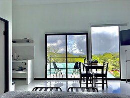 Black & White Apartments Monteverde