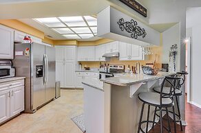 Zephyrhills Home - Lanai & Grill, Near Theme Parks