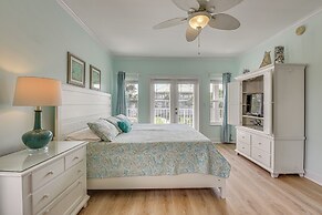 Sunny Miramar Beach Condo w/ Beach Access!