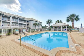 Sunny Miramar Beach Condo w/ Beach Access!
