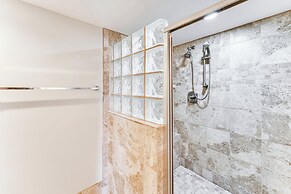 Daytona Beach Shores Condo w/ Oceanfront Pool!