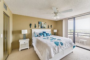 Daytona Beach Shores Condo w/ Oceanfront Pool!