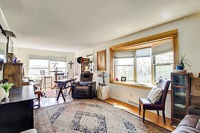 Spacious Duluth Home ~ 4 Mi to Lake Superior!