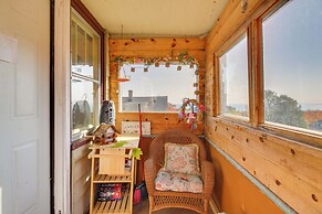 Spacious Duluth Home ~ 4 Mi to Lake Superior!