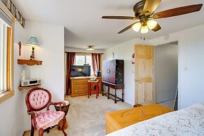 Spacious Duluth Home ~ 4 Mi to Lake Superior!
