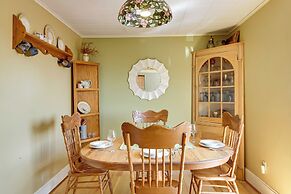 Spacious Duluth Home ~ 4 Mi to Lake Superior!