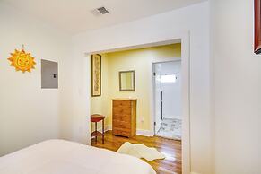 Long Beach Cottage, Walk to Beach & Downtown!