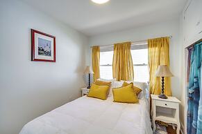 Long Beach Cottage, Walk to Beach & Downtown!