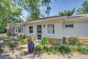 Long Beach Cottage, Walk to Beach & Downtown!