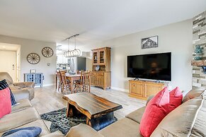 3 Mi to Dollywood: Pigeon Forge Condo w/ Pools!