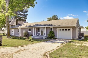 Waterfront Maryland Retreat w/ Dock & Bay View!