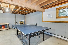 Peaceful Conway Home w/ Fire Pit & Grill