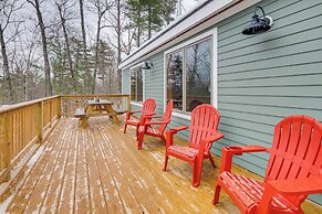 Peaceful Conway Home w/ Fire Pit & Grill