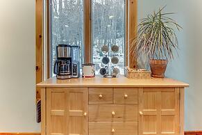 Peaceful Conway Home w/ Fire Pit & Grill