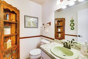 Hobe Sound Villa w/ Screened Porch: 4 Mi to Beach