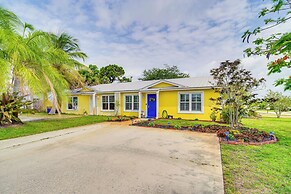 Hobe Sound Villa w/ Screened Porch: 4 Mi to Beach