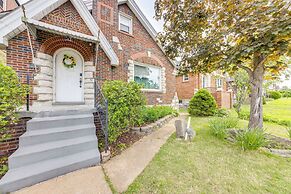 Spacious St Louis Retreat: 8 Mi to Downtown!