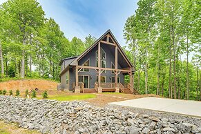 Cabin Rental Near Black Mountain: Fire Pit & Grill