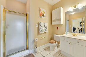 Charming Condo w/ Balcony, 1 Mi to UNC Charlotte!
