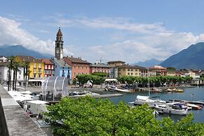Rustic Mountain Brissago 1