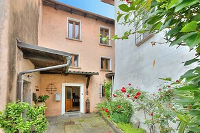 Rustic Mountain Brissago 2