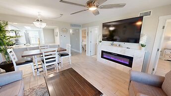 Seacrest 614 2 Bedroom Condo by RedAwning