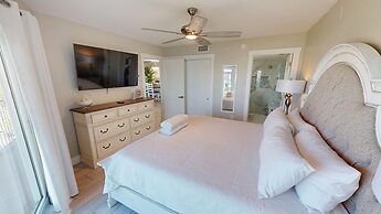 Seacrest 614 2 Bedroom Condo by RedAwning