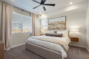 Blue Sky Oasis 2 Bedroom Condo