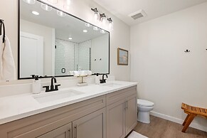 Blue Sky Oasis 2 Bedroom Condo