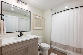 Blue Sky Oasis 2 Bedroom Condo