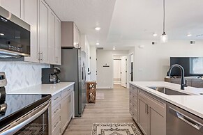 Blue Sky Oasis 2 Bedroom Condo