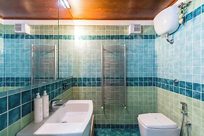 Family Apartment with Terrace