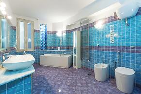 Family Apartment with Terrace