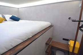 The Hyve Capsule hostel Amsterdam