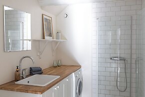 Bergs Gård & Hållsvikens Gård