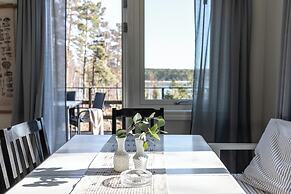 Bergs Gård & Hållsvikens Gård