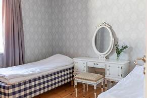 Bergs Gård & Hållsvikens Gård